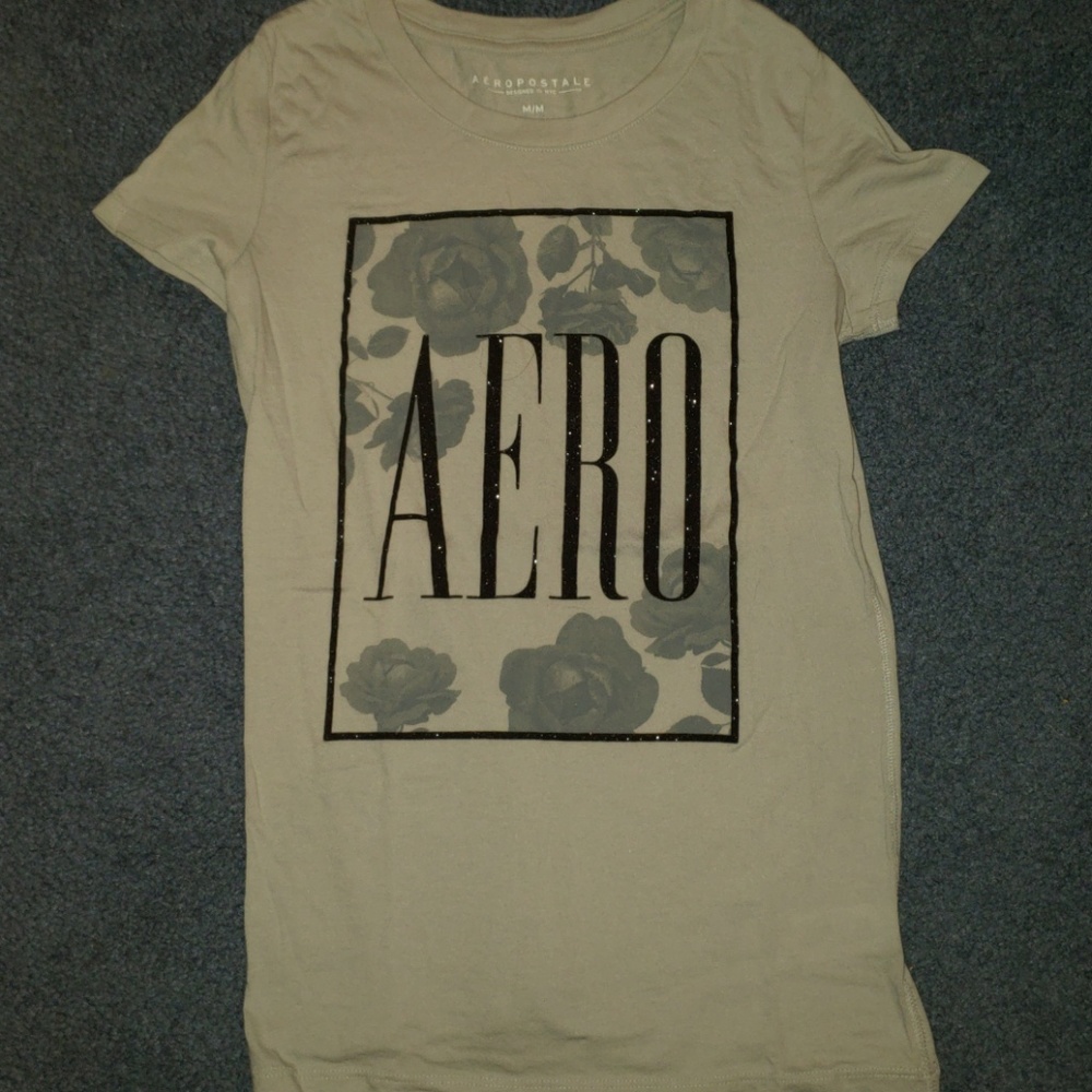 Aeropostale glitter tee